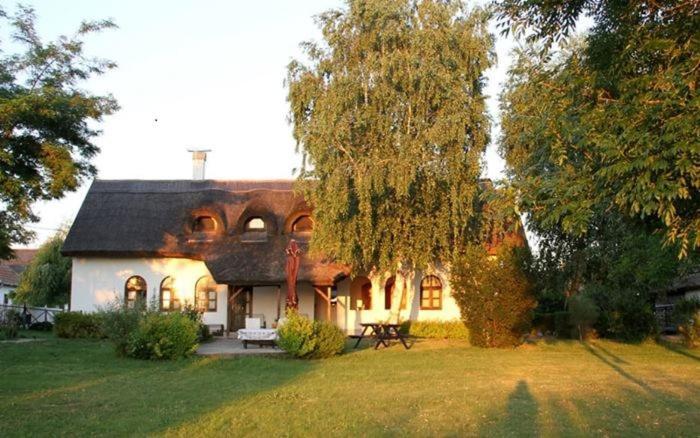 Herberg Tisza Tiszabábolna Zewnętrze zdjęcie